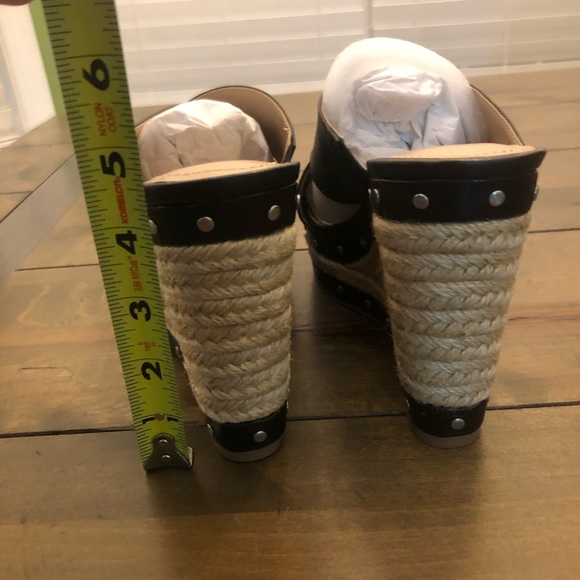 Charles by Charles David Platform Sandals - Picture 6 of 12